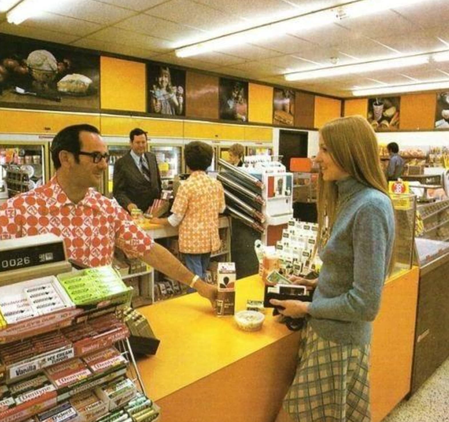 “A 7/Eleven convienence store in 1971.”